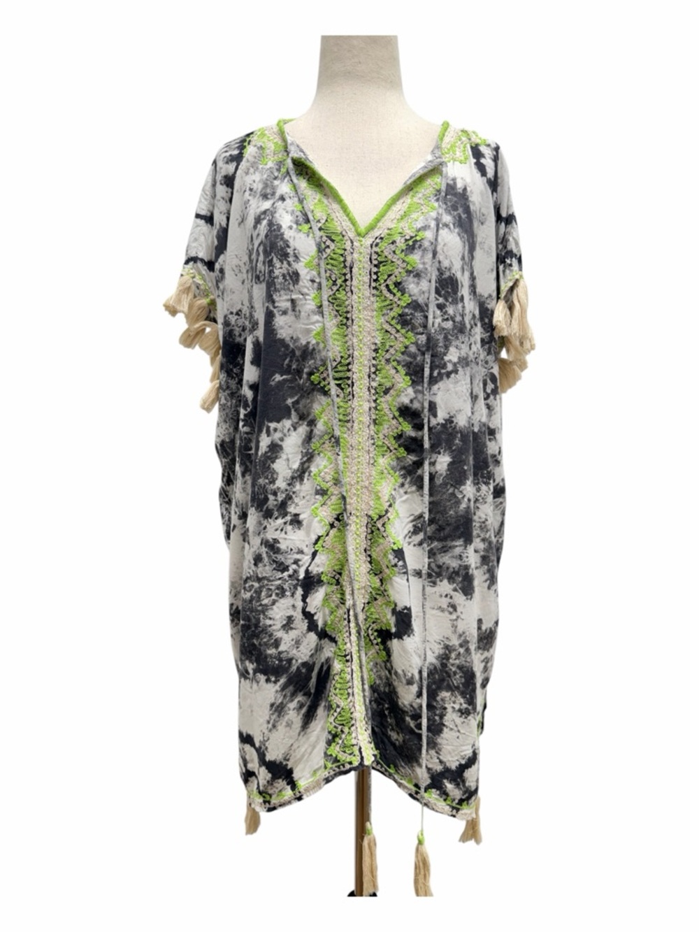 Skemo Tie Dye Tasseled Cover Up Black Neon Green Size Small
